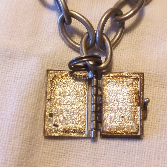 Vintage 1940-50's Holy Bible Lord's Prayer sterling charm Bracelet #3 - Picture 5 of 8